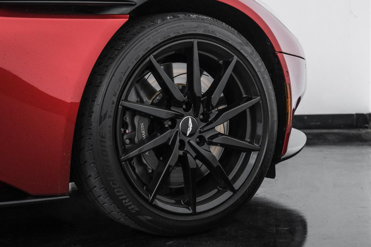 Aston Martin DB11 V8 Coupe 2020