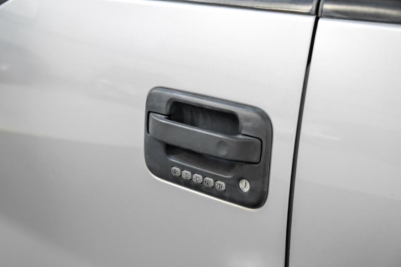 Ford F-150 4WD SuperCrew 145" SVT Raptor 2014