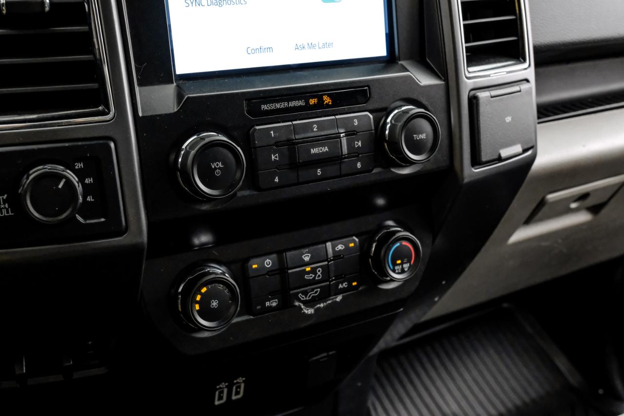 Ford F-150 XLT 4WD Reg Cab 8' Box 2020