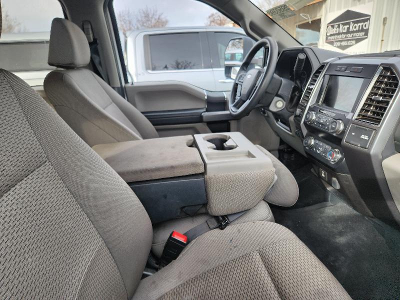 Ford F-450 SD Crew Cab  4WD DRW 2022