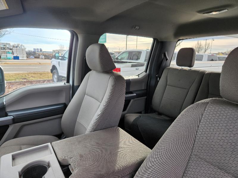 Ford F-450 SD Crew Cab  4WD DRW 2022