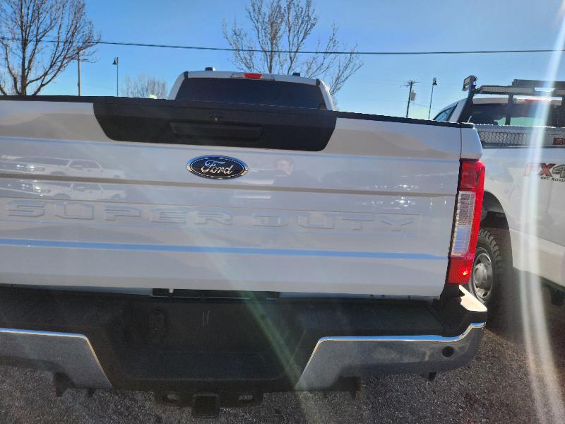 Ford F-350 SD XLT Crew Cab Long Bed 4WD 2022