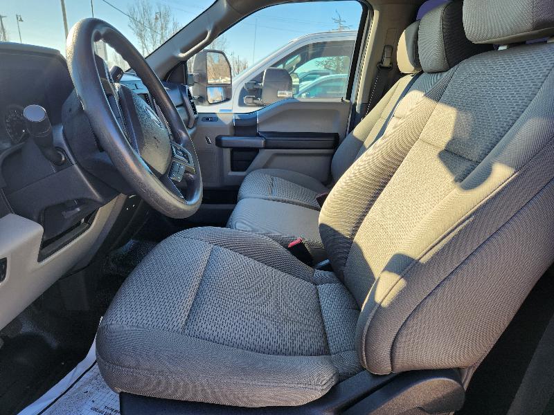 Ford F-350 SD XLT Crew Cab Long Bed 4WD 2022