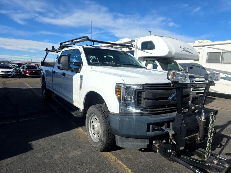 Ford F-250 SD XL Crew Cab 4WD 2018