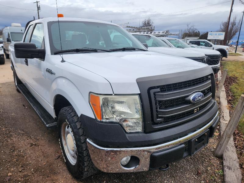 Ford F-150 XL SuperCab 8-ft. Bed 4WD 2014