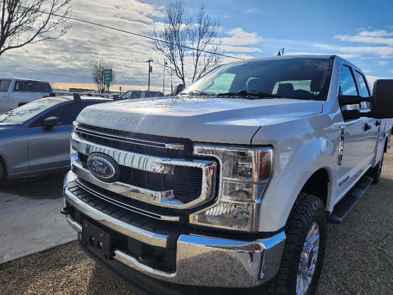 Ford F-250 SD XLT Crew Cab Long Bed 4WD 2022