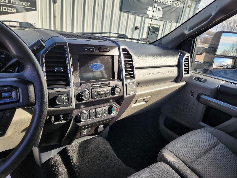 Ford F-250 SD XLT Crew Cab Long Bed 4WD 2022