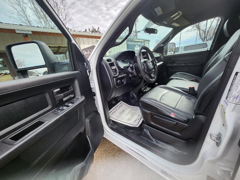 RAM 3500 ST Crew Cab LWB 4WD 2023