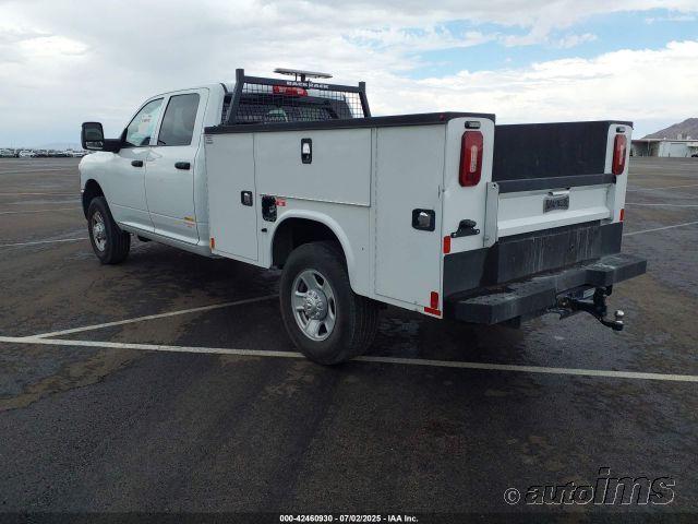RAM 3500 ST Crew Cab LWB 4WD 2023