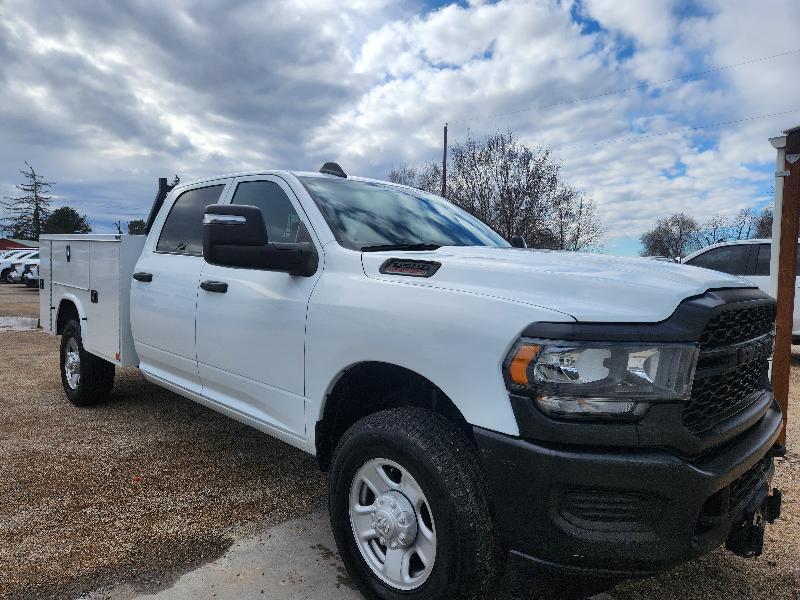 RAM 3500 ST Crew Cab LWB 4WD 2023