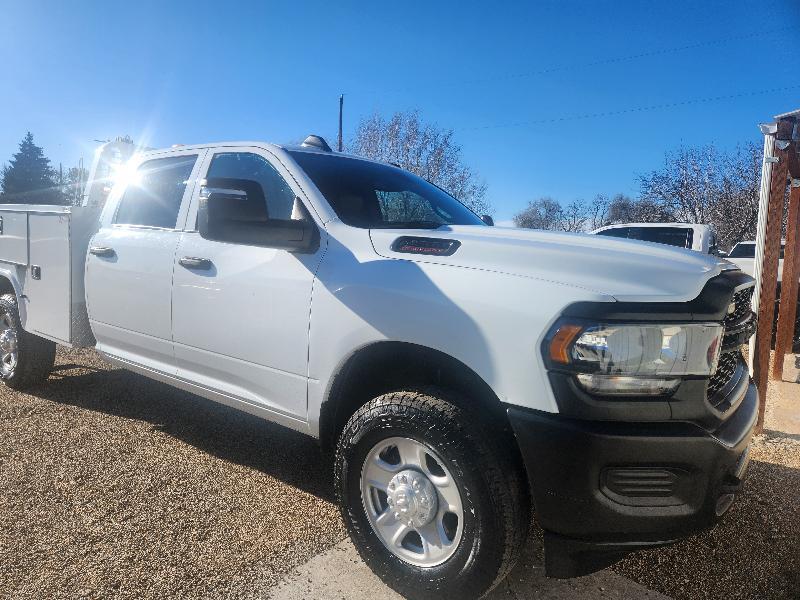 RAM 3500 Tradesman Crew Cab 4WD 2023