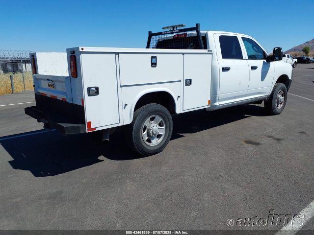 RAM 3500 ST Crew Cab LWB 4WD 2023