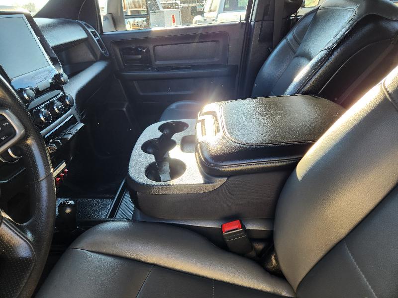 RAM 3500 Tradesman Crew Cab 4WD 2023