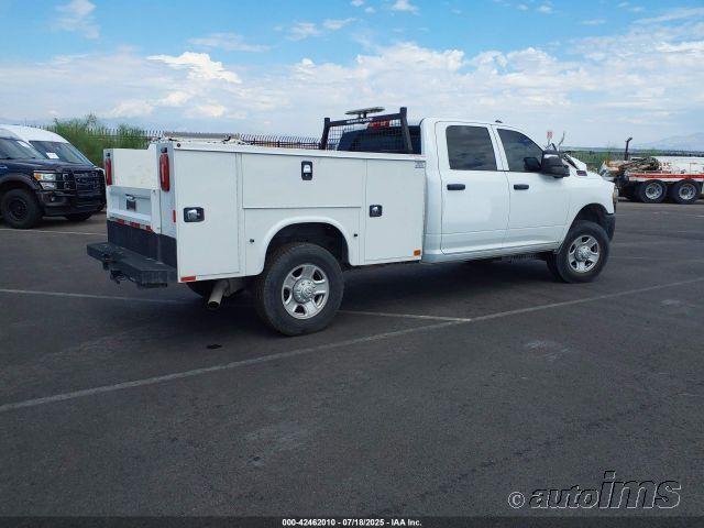 RAM 3500 ST Crew Cab LWB 4WD 2023