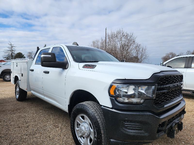 RAM 3500 ST Crew Cab LWB 4WD 2023