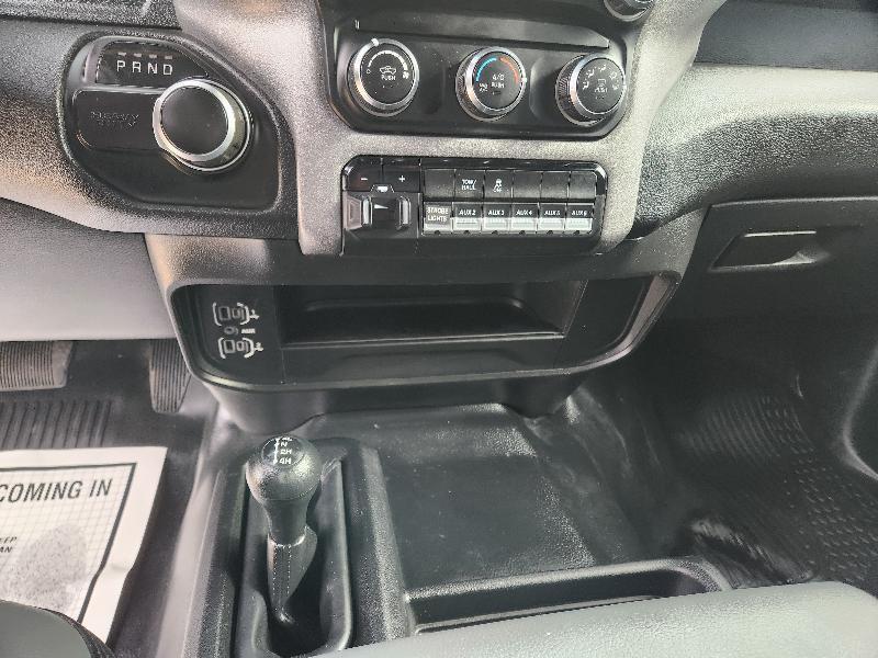 RAM 3500 ST Crew Cab LWB 4WD 2023