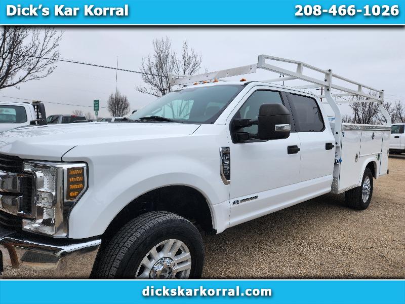 2019 Ford F-350 Super Duty Chassis XLT Crew Cab 4WD
