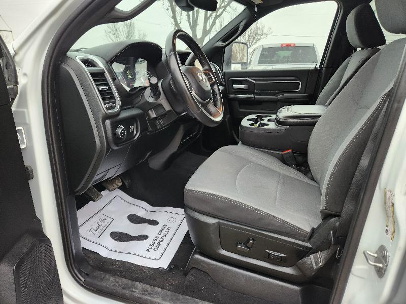 RAM 2500 Tradesman Crew Cab SWB 4WD 2024