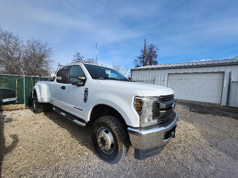 Ford F-350 SD XL SuperCab Long Bed DRW 4WD 2019
