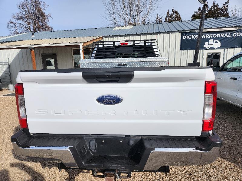 Ford F-350 SD XL SuperCab Long Bed DRW 4WD 2019