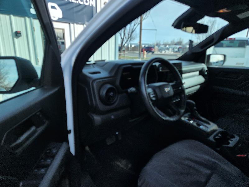 Chevrolet Colorado Work Truck Crew Cab 4WD 2023