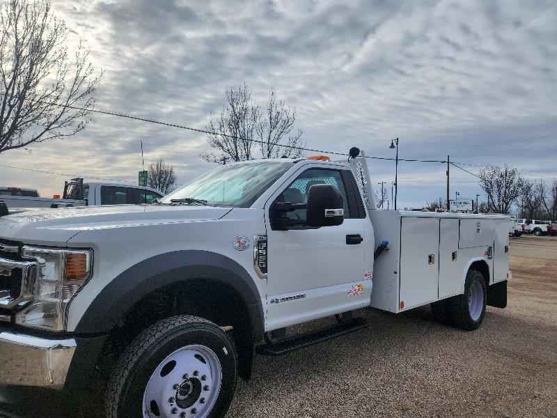 Ford F-550 Regular Cab DRW 4WD 2022