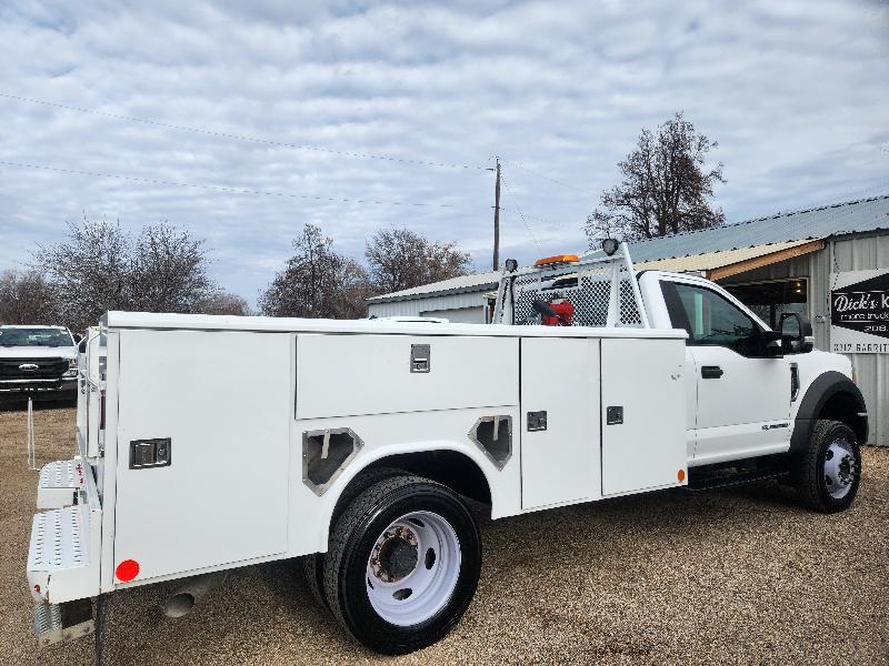 Ford F-550 Regular Cab DRW 4WD 2022