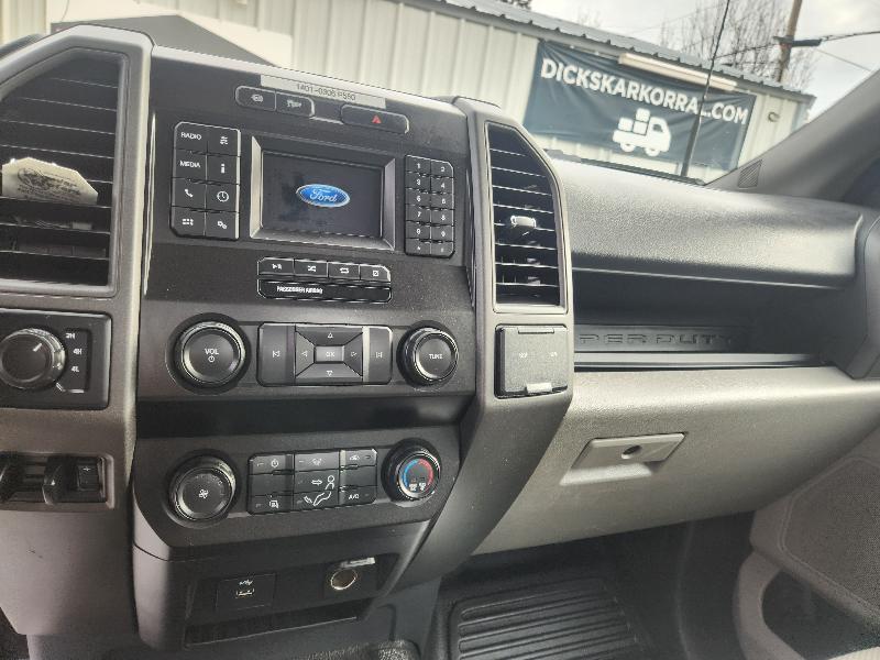 Ford F-550 Regular Cab DRW 4WD 2022