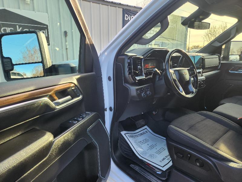 Chevrolet Silverado 2500HD LT Crew Cab Short Box 4WD 2024