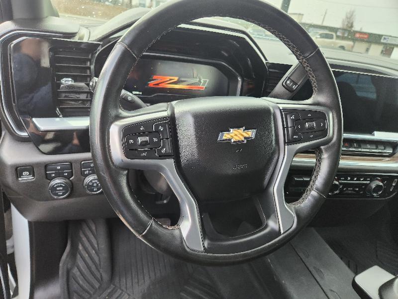 Chevrolet Silverado 2500HD LT Crew Cab Short Box 4WD 2024