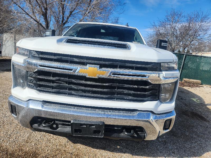 Chevrolet Silverado 2500HD LT Crew Cab Long Box 4WD 2024
