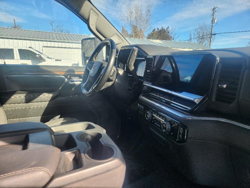 Chevrolet Silverado 2500HD LT Crew Cab Long Box 4WD 2024