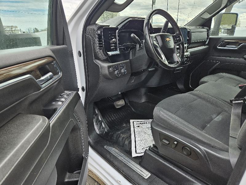 Chevrolet Silverado 2500HD LT Crew Cab Long Box 4WD 2024