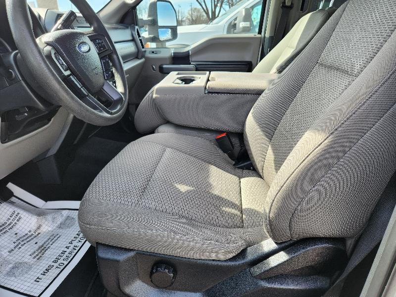 Ford F-550 Crew Cab DRW 4WD 2021
