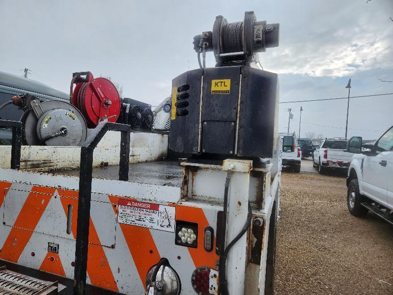 Ford F-550 SuperCab DRW 4WD 2016