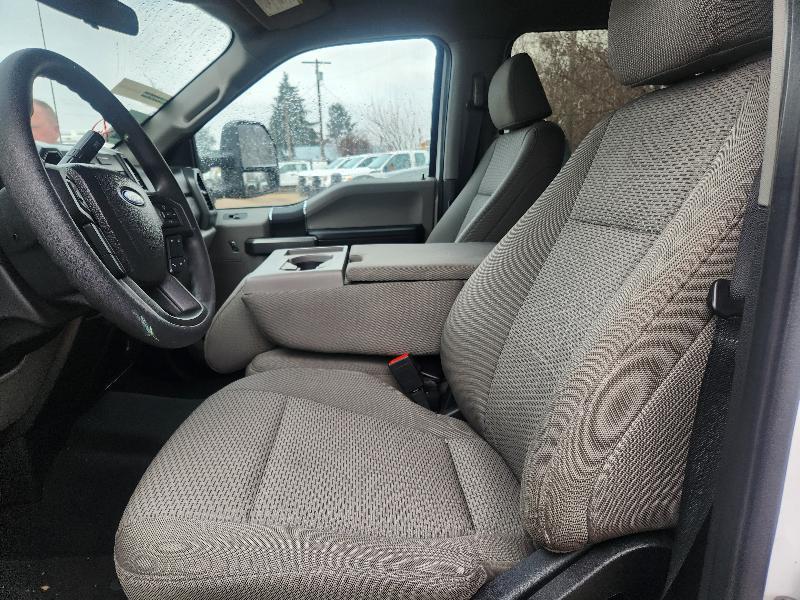 Ford F-550 Crew Cab DRW 4WD 2021