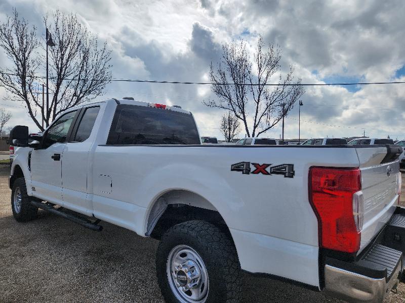 Ford F-250 SD XL SuperCab Long Bed 4WD 2021