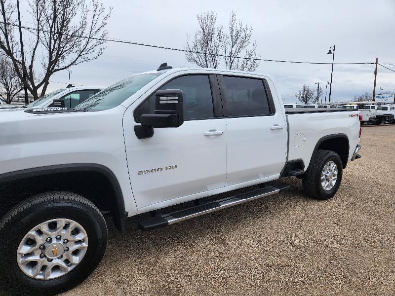 Chevrolet Silverado 2500HD LT Crew Cab Short Box 4WD 2022