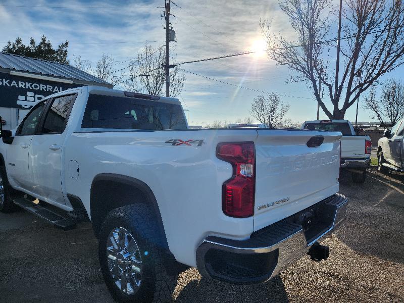 Chevrolet Silverado 2500HD LT Crew Cab Short Box 4WD 2022