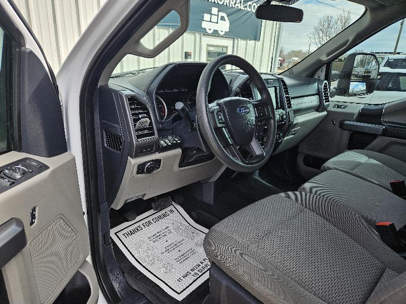 Ford F-250 SD XLT Crew Cab Short Bed 4WD 2022