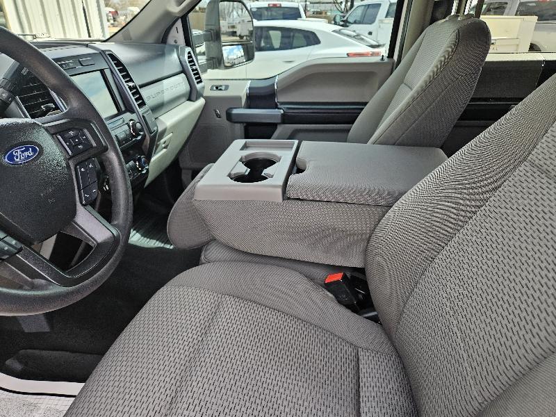 Ford F-250 SD XLT Crew Cab Short Bed 4WD 2022