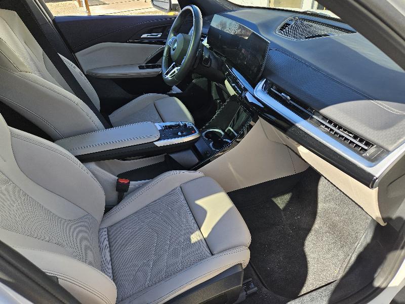 BMW X2 xDrive28i Sports Activity Vehicle 2025