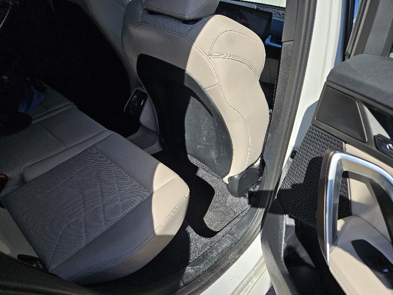 BMW X2 xDrive28i Sports Activity Vehicle 2025