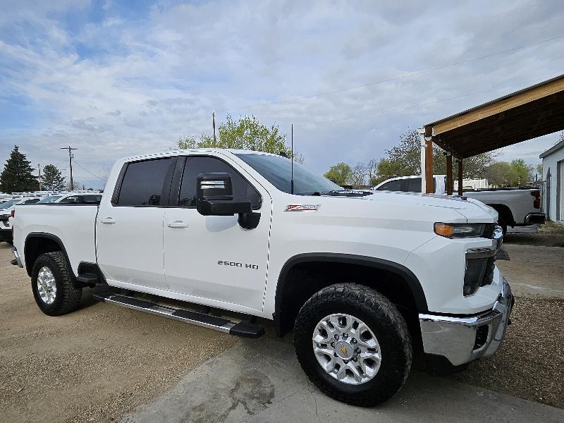 Chevrolet Silverado 2500HD LT Crew Cab Short Box 4WD 2024