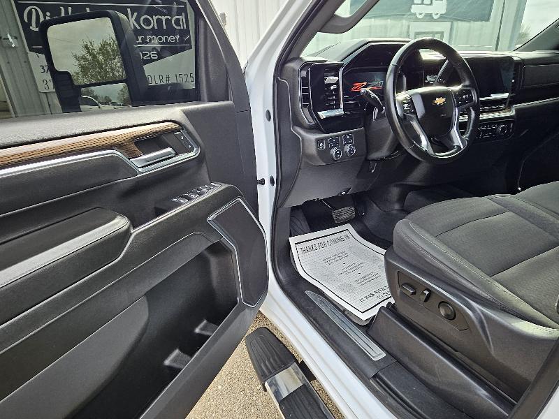 Chevrolet Silverado 2500HD LT Crew Cab Short Box 4WD 2024