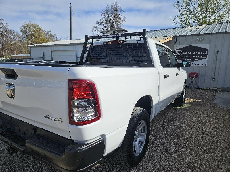 RAM 1500 Tradesman Crew Cab SWB 4WD 2023
