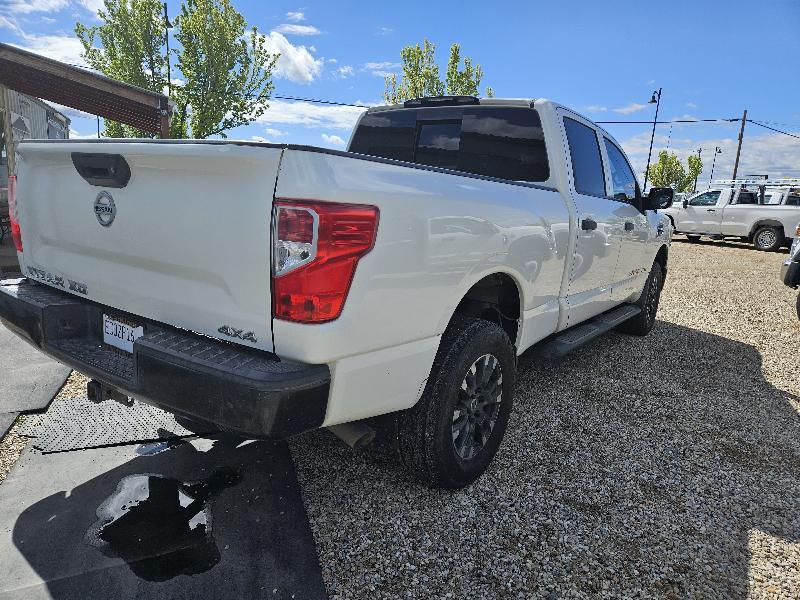 Nissan Titan XD S 4WD Diesel 2017