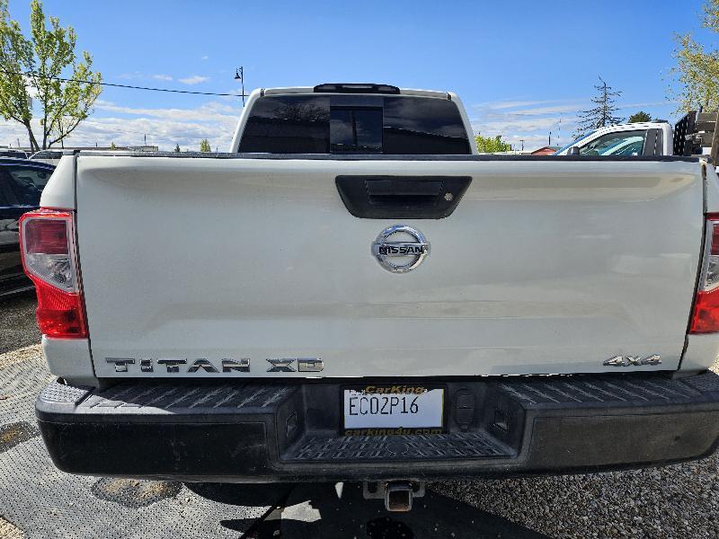 Nissan Titan XD S 4WD Diesel 2017