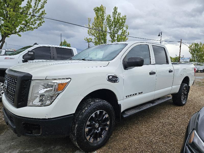 Nissan Titan XD S 4WD Diesel 2017
