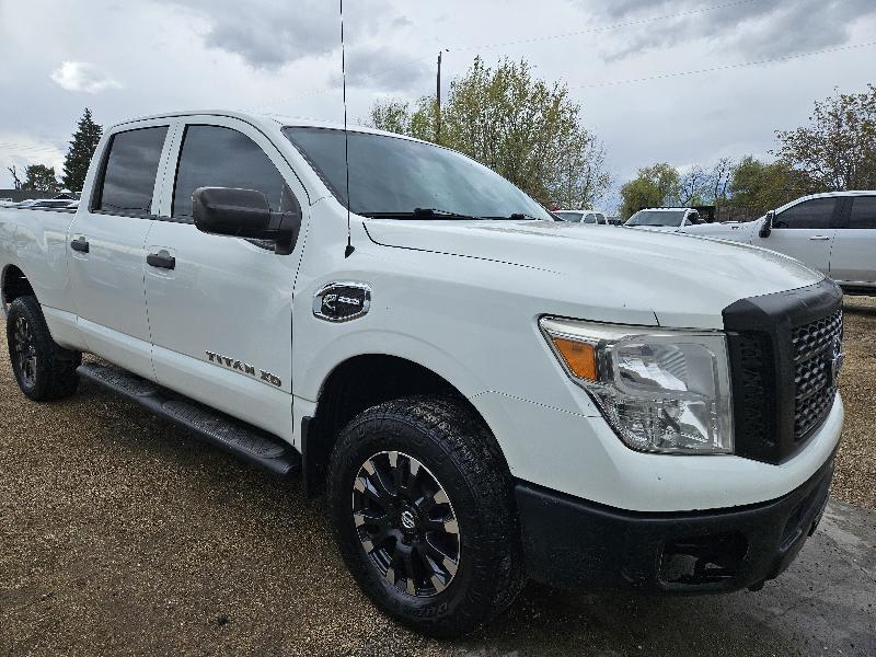 Nissan Titan XD S 4WD Diesel 2017